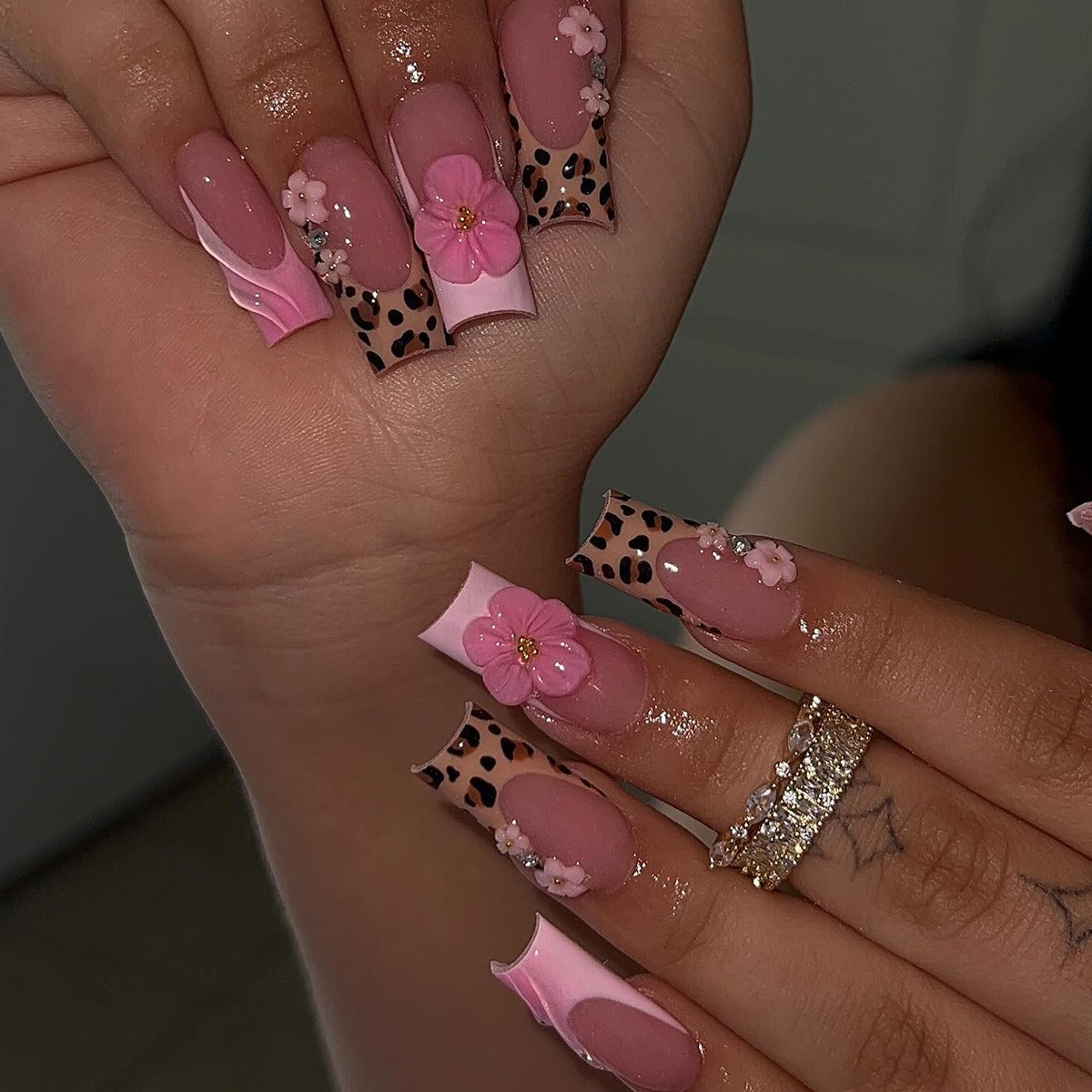 Floral Wearable Nail Art Kit